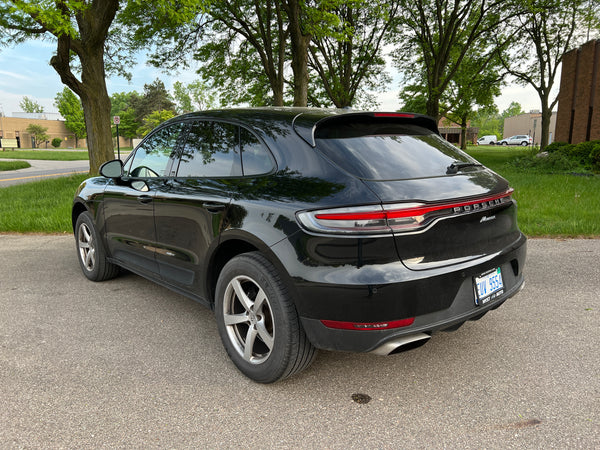 2020 Porsche Macan 4D SUV