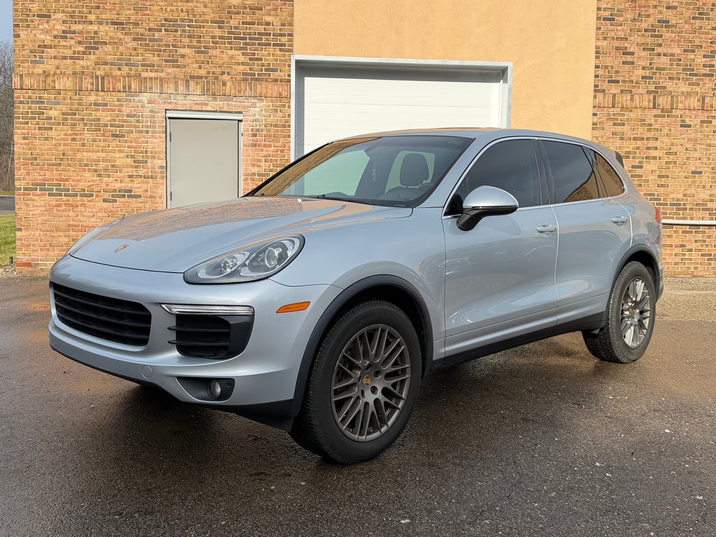 2016 Porsche Cayenne Base