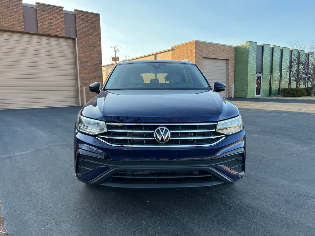 2022 Volkswagen Tiguan SE - Photo 2