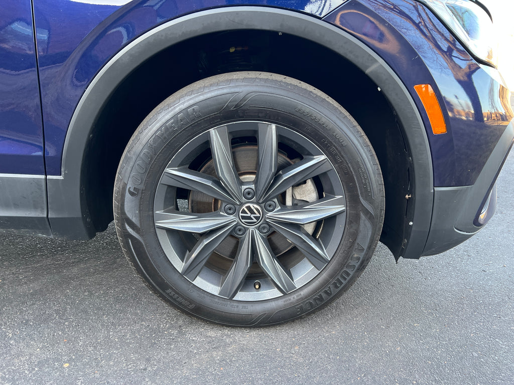 2022 Volkswagen Tiguan SE - Photo 12
