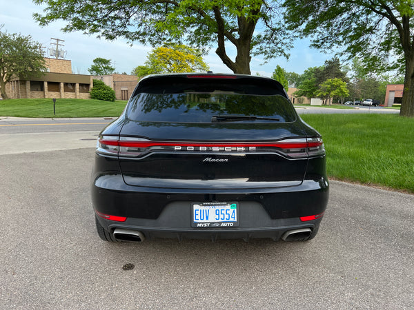 2020 Porsche Macan 4D SUV