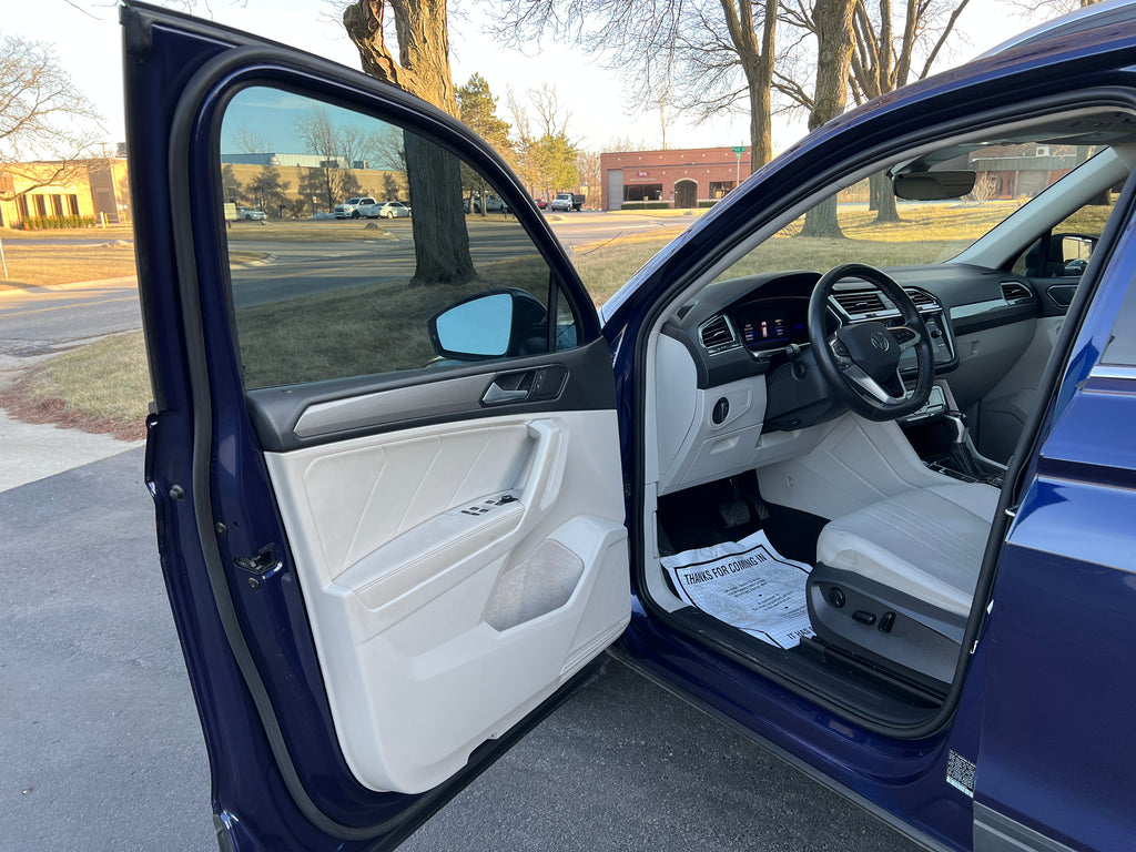 2022 Volkswagen Tiguan SE - Photo 13