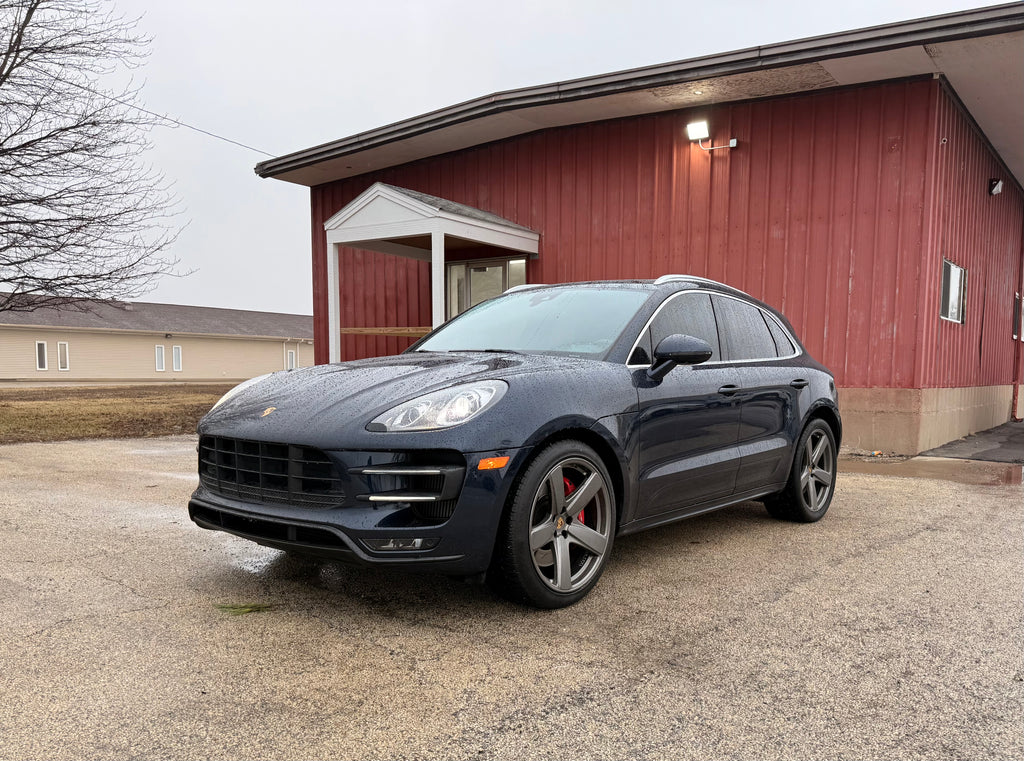 2017 Porsche Macan Turbo