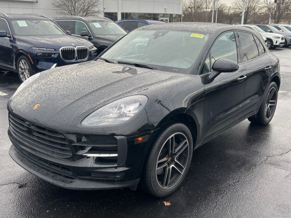 2021 Porsche Macan Base