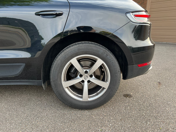 2020 Porsche Macan 4D SUV