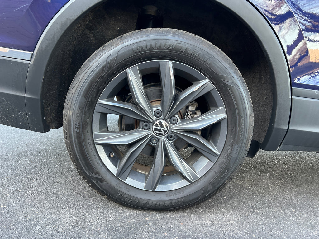 2022 Volkswagen Tiguan SE - Photo 11