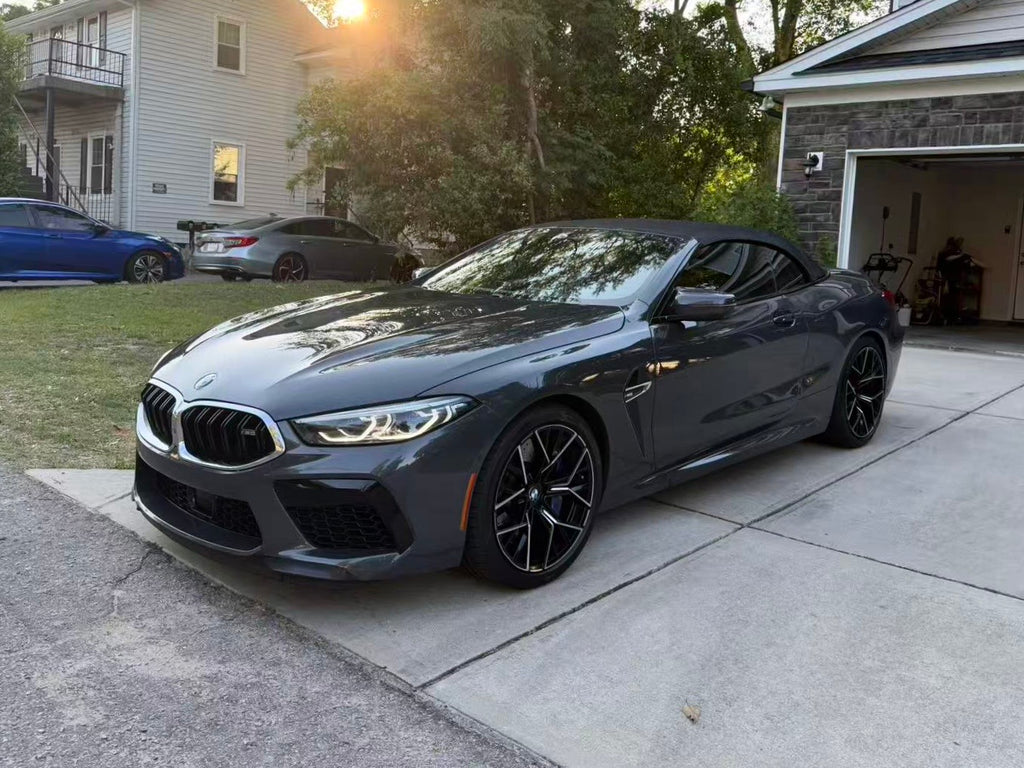 2020 BMW M8 -'s photo