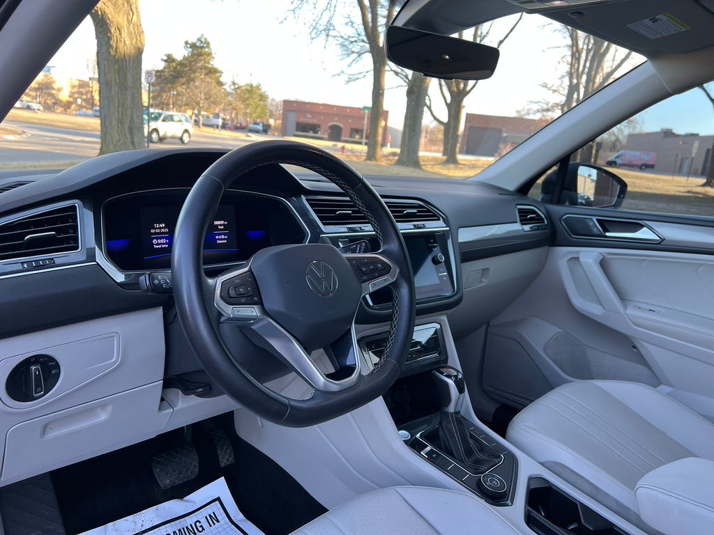 2022 Volkswagen Tiguan SE - Photo 15