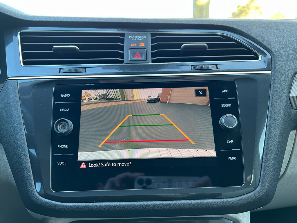 2022 Volkswagen Tiguan SE - Photo 22