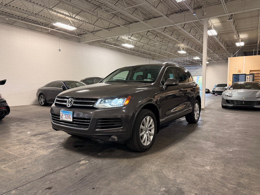 2012 Volkswagen Touareg Sport