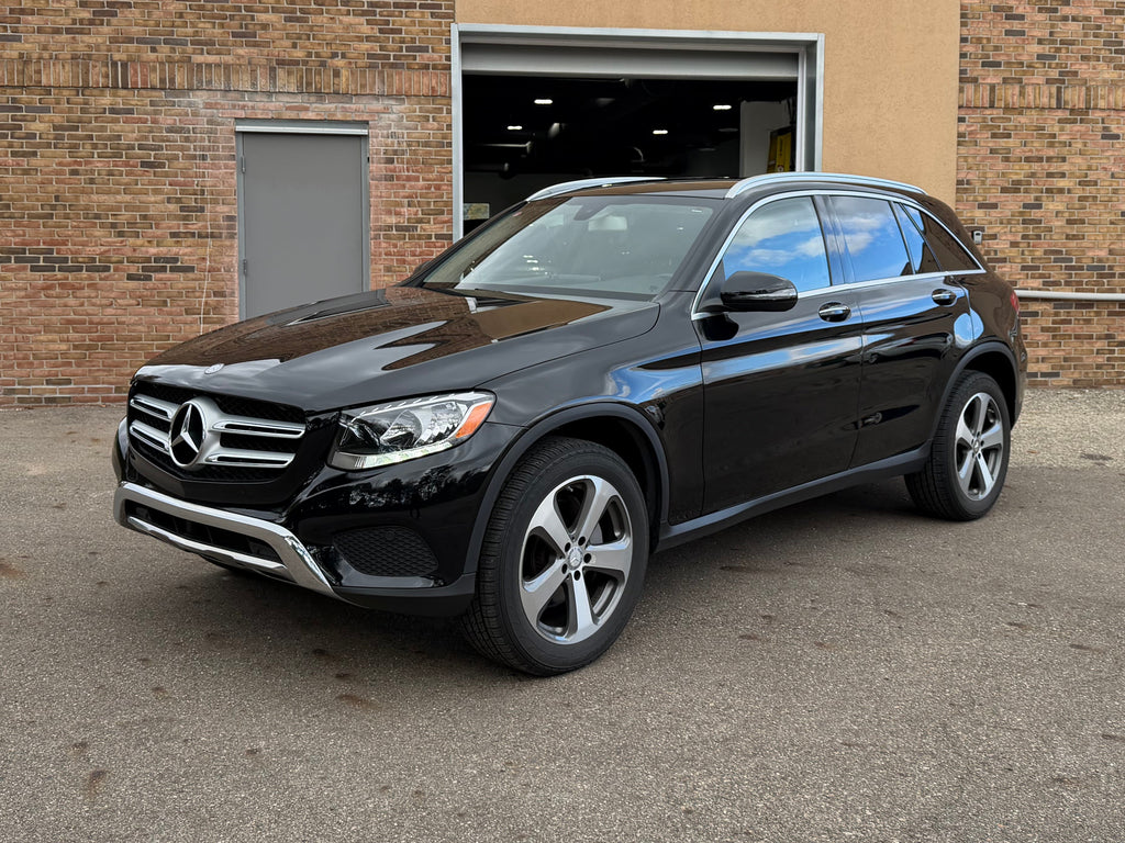 2016 Mercedes-Benz GLC GLC300's photo