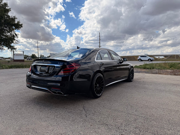 2018 Mercedes-Benz S63 AMG 4D Sedan