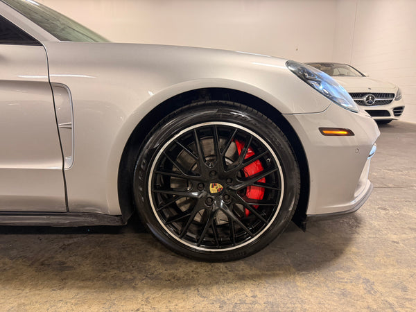 2018 Porsche Panamera Turbo Sport Turismo 4D