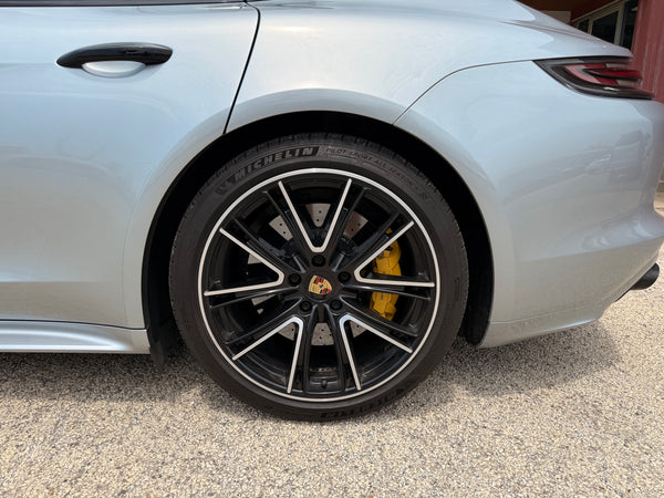 2018 Porsche Panamera Turbo 4D