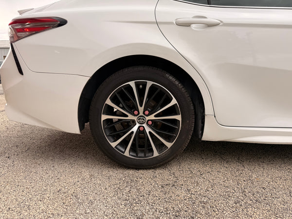 2018 Toyota Camry SE 4D Sedan
