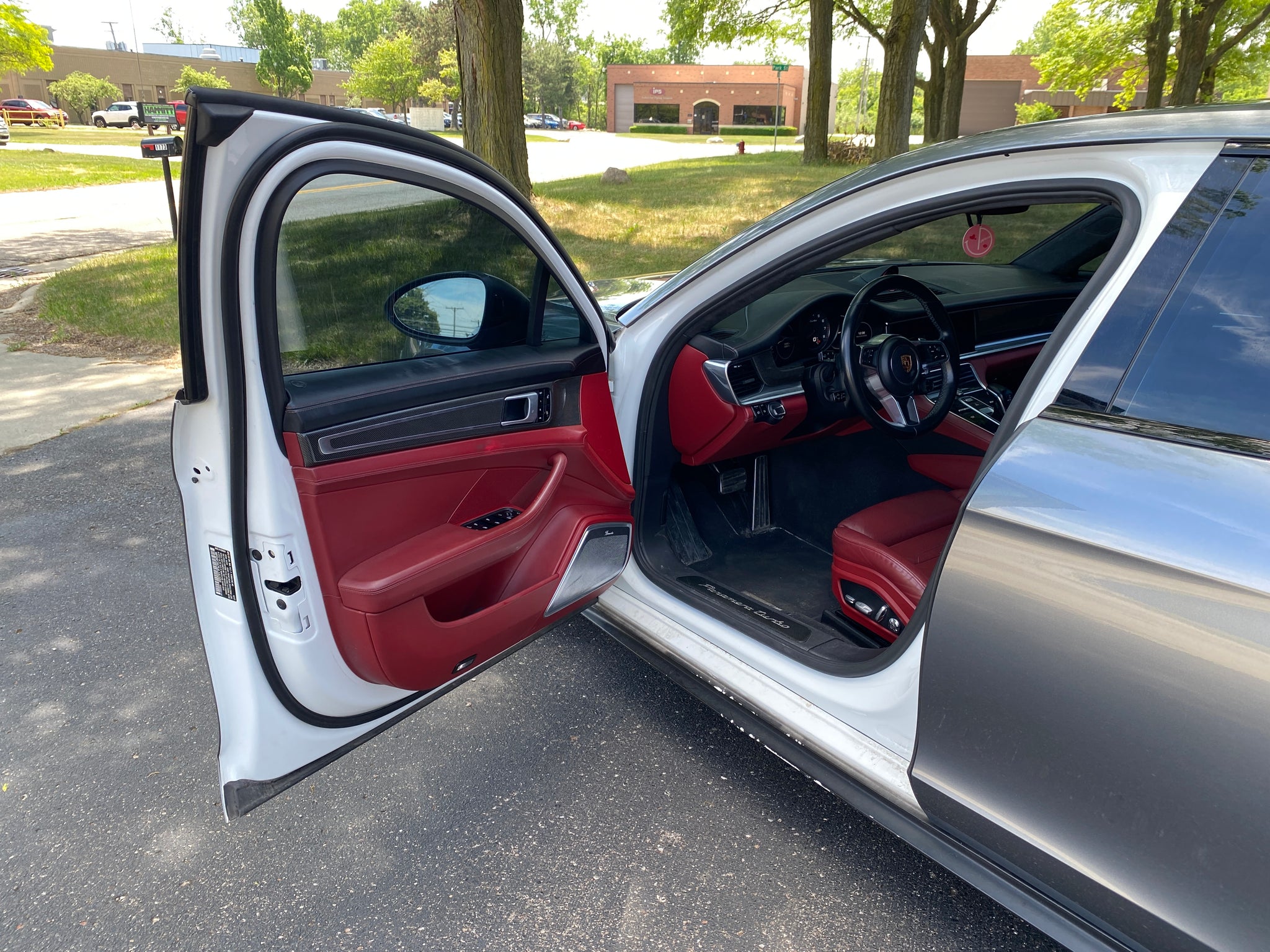 2018 Porsche Panamera Turbo 4D Hatchback