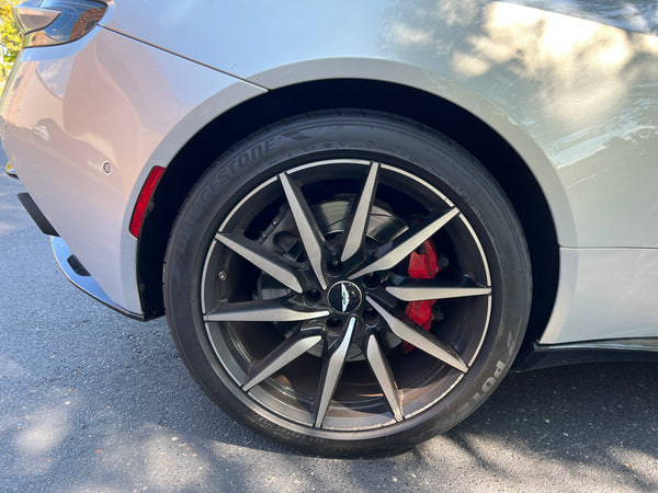 2018 Aston Martin DB11 V8 2D Coupe