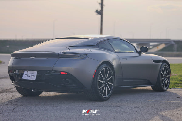 2017 Aston Martin DB11 V12 2D Coupe
