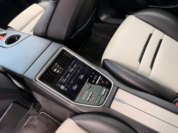 2018 Porsche Panamera Turbo 4D