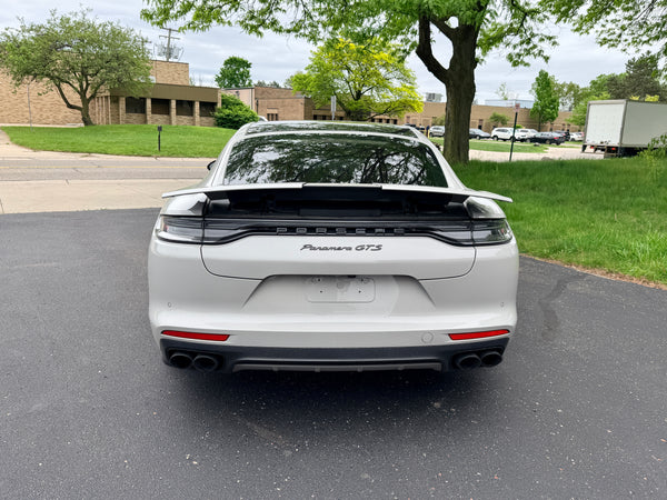 2022 Porsche Panamera GTS 4D Hatchback