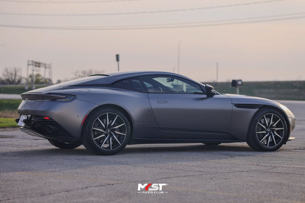 2017 Aston Martin DB11 V12 2D Coupe