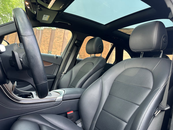 2021 Mercedes-Benz GLC 300 4MATIC 4D SUV