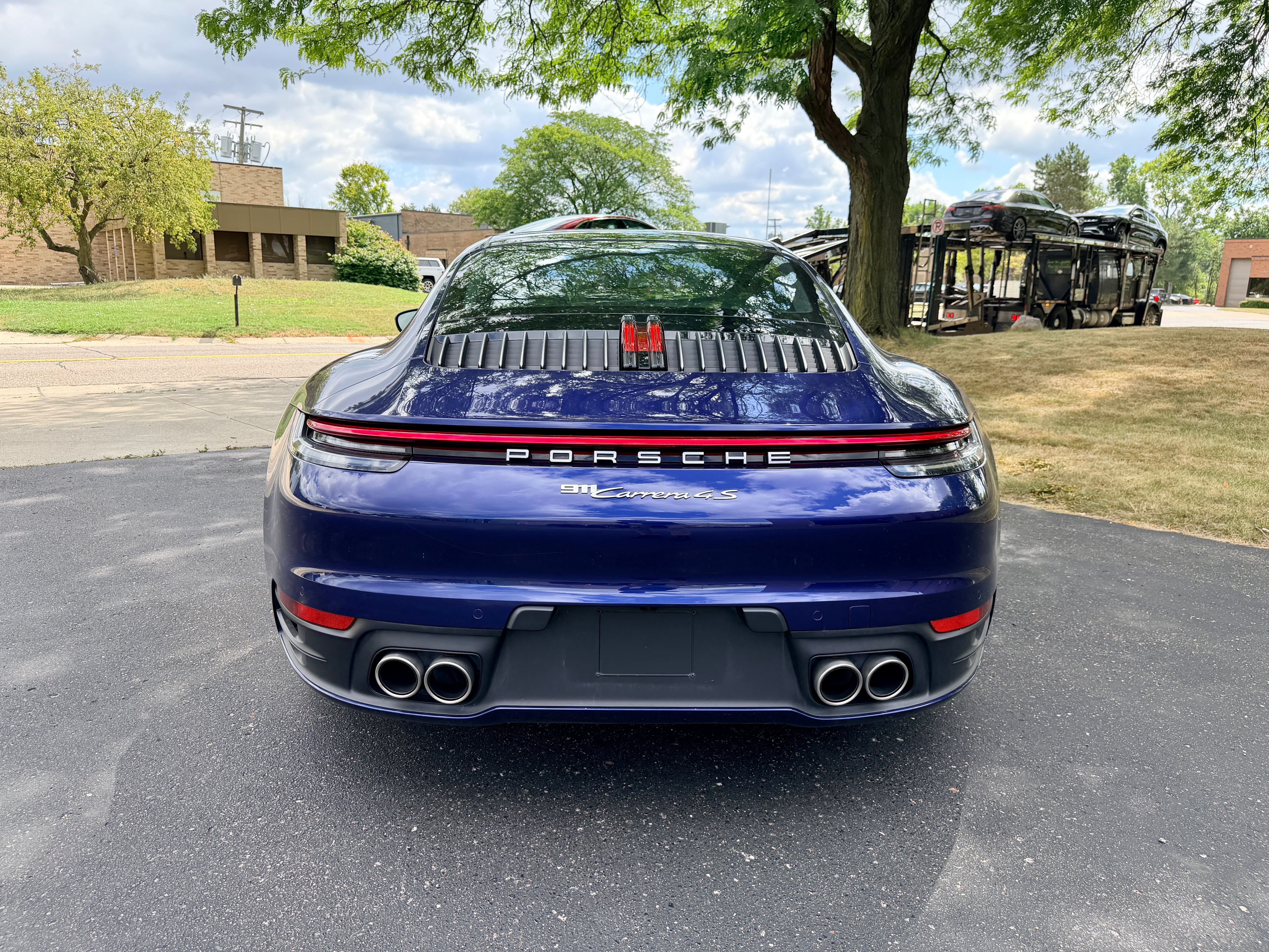 2020 Porsche 911 Carrera 4S 2D Coupe