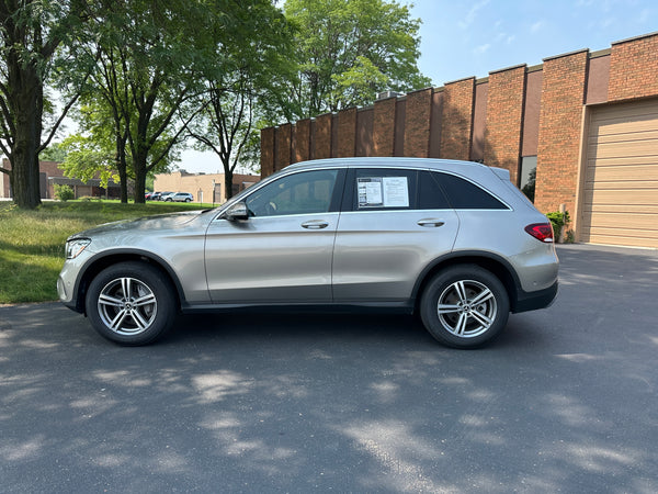 2021 Mercedes-Benz GLC 300 4MATIC 4D SUV