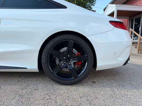 2015 Mercedes-Benz S63 AMG 2D Coupe