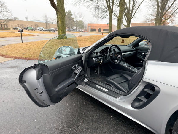 2019 Porsche 718 Boxster S Roadster 2D