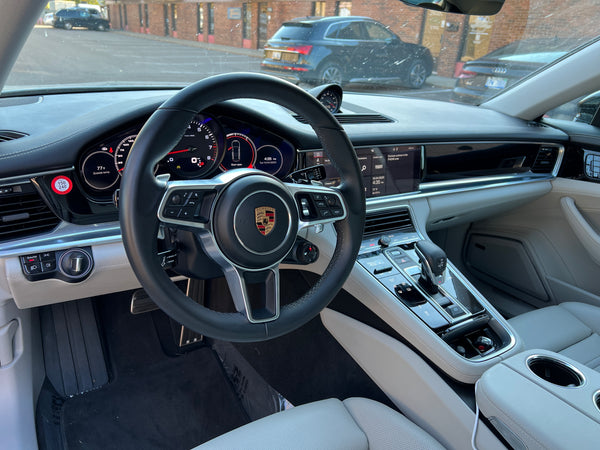 2018 Porsche Panamera 4S 4D Hatchback