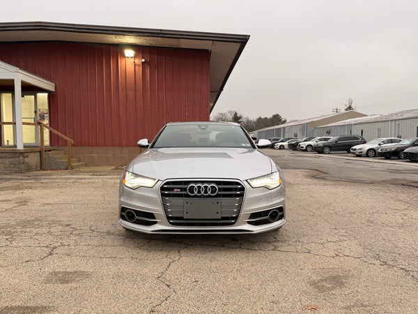 2014 Audi S6 4.0T Quattro 2D Coupe