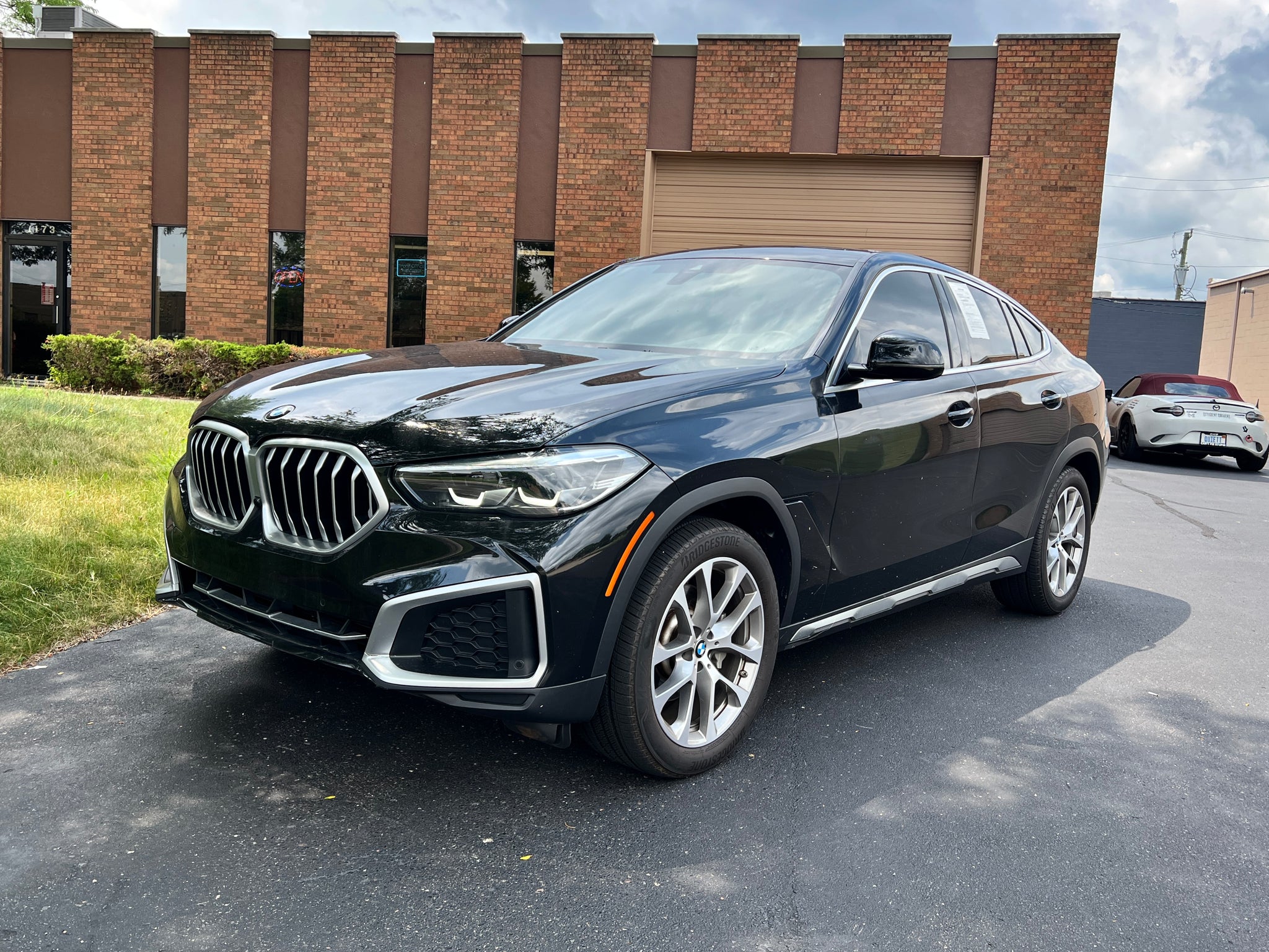 2023 BMW X6 xDrive40i 4D SUV