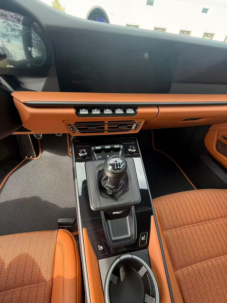 2024 Porsche 911 S/T 2D