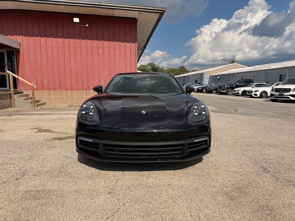 2018 Porsche Panamera 4 4D