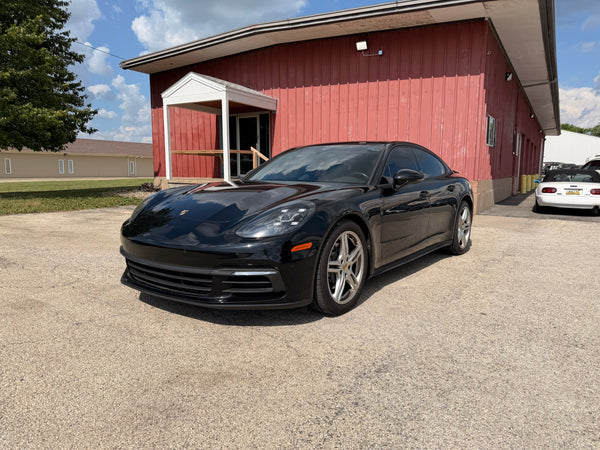 2018 Porsche Panamera 4 4D