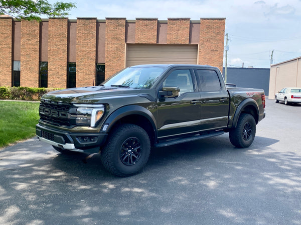 2024 Ford F-150 SuperCrew Cab Raptor Pickup 4D