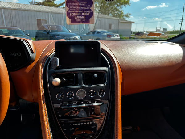2019 Aston Martin DB11 Volante V8 2D Coupe