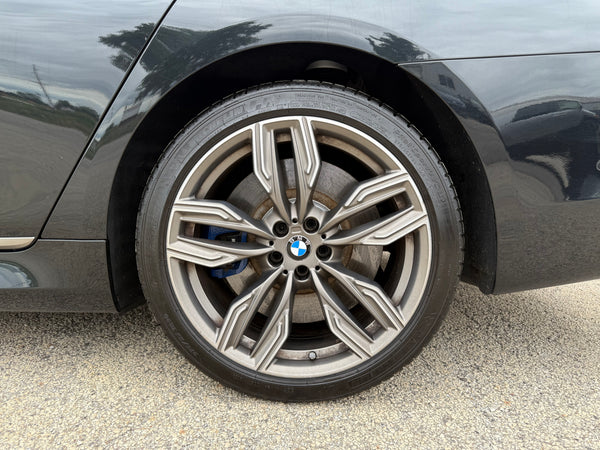 2018 BMW M760 xDrive 4D Sedan