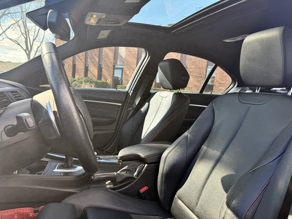 2017 BMW 330i xDrive 4D Sedan