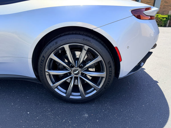 2018 Aston Martin DB11 V12 2D Coupe