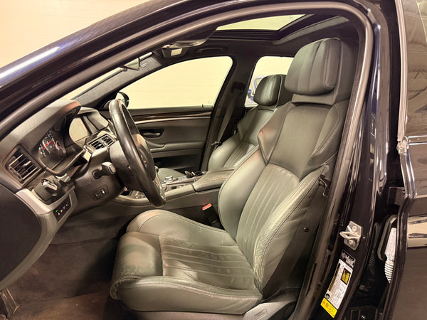 2013 BMW M5 4D Sedan