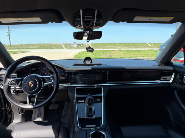2018 Porsche Panamera 4 4D