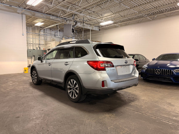 2015 Subaru Outback 2.5i Limited 4D Wagon