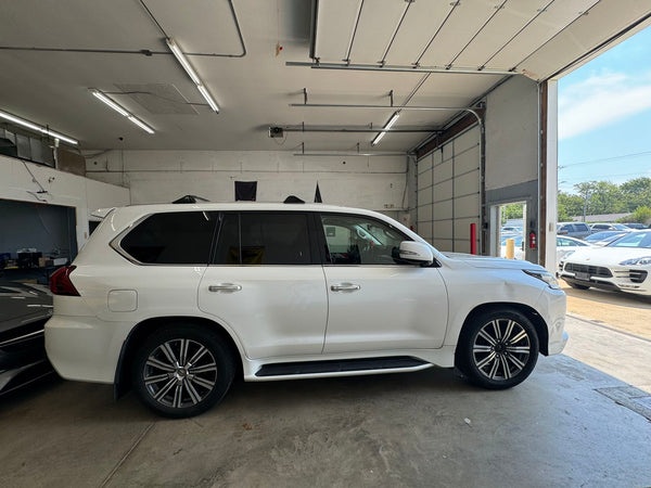 2016 Lexus LX 570 4D SUV