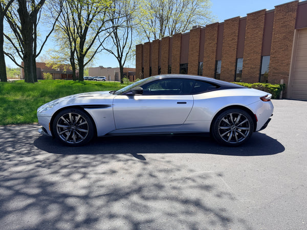 2018 Aston Martin DB11 V12 2D Coupe