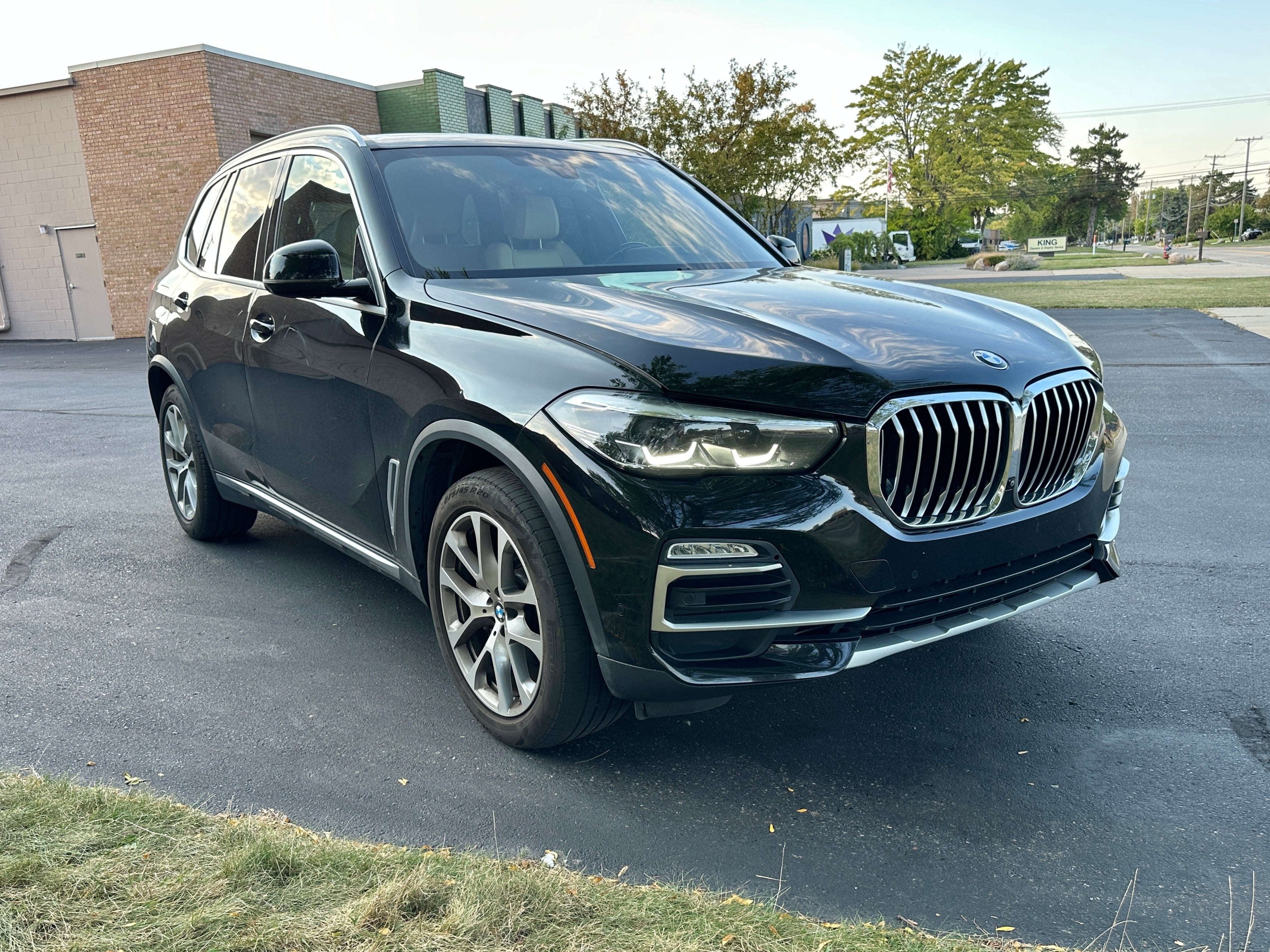 2020 BMW X5 40i xDrive 4D SUV