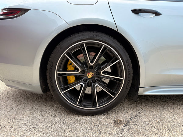2018 Porsche Panamera Turbo 4D