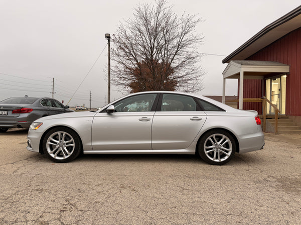 2014 Audi S6 4.0T Quattro 2D Coupe