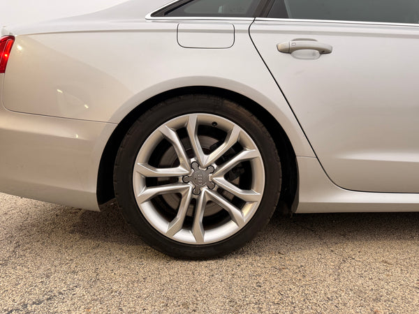 2014 Audi S6 4.0T Quattro 2D Coupe